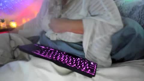 Lacey online show from March 2026 05:42:01 AM