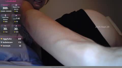 Snapshot of lacie_richards chatting on September 2025 04:17:01 AM Lacie online show from September 2025 04:17:01 AM