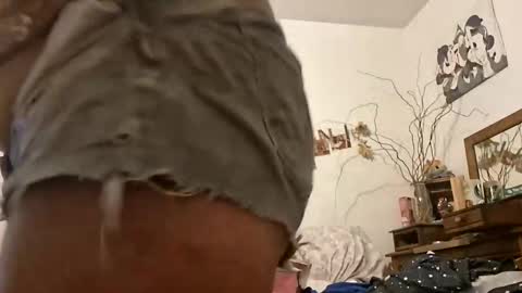 lacybell online show from June 2026 08:48:01 AM
