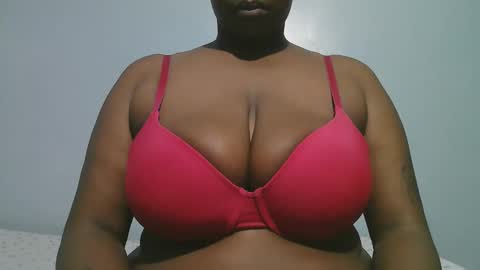 lady_dearra online show from February 2026 03:46:01 AM