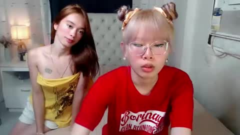 Snapshot of lady_galacticax chatting on December 2024 08:57:02 AM online show from December 2024 08:57:02 AM