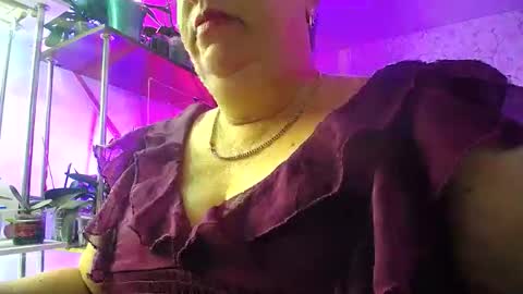 Lady Gloria online show from September 2025 04:03:01 AM