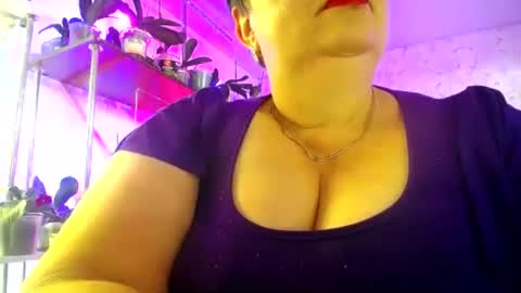 Lady Gloria online show from July 2026 05:46:01 AM