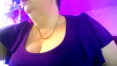 Lady Gloria online show from July 2026 05:32:02 AM