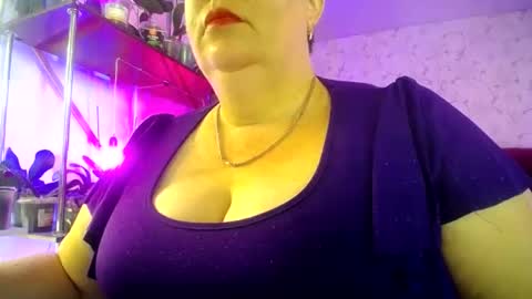 Lady Gloria online show from July 2026 08:31:01 AM