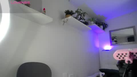    online show from June 2026 07:08:01 PM