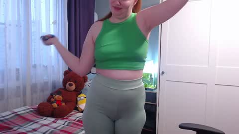 Angelika online show from January 2025 01:06:02 PM