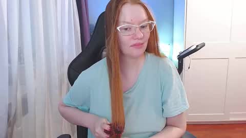 Angelika online show from November 2025 05:50:02 AM