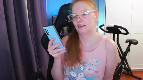 Angelika online show from April 2026 08:57:01 PM