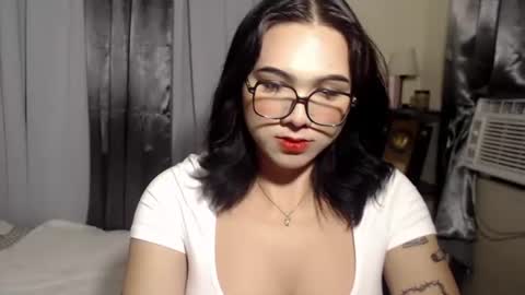 Snapshot of lady_kathy chatting on December 2025 02:26:01 PM lady_kathy online show from December 2025 02:26:01 PM