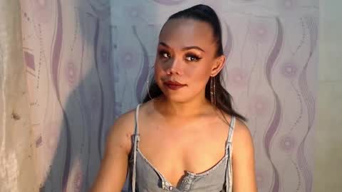 lady_shane26 online show from May 2026 11:59:01 AM