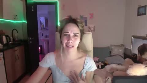 lady_smile69 online show from November 2025 03:26:02 AM