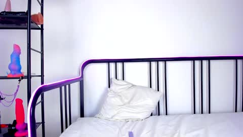 Snapshot of lady_sontse_ chatting on December 2024 07:42:01 PM Mia online show from December 2024 07:42:01 PM