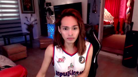 Snapshot of lady_sovereign chatting on January 2025 01:57:02 AM M MMY online show from January 2025 01:57:02 AM