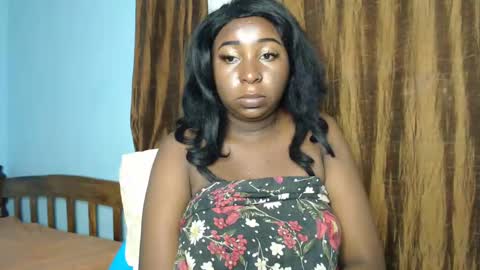 Snapshot of lady_twerky chatting on January 2025 06:21:01 PM Maya online show from January 2025 06:21:01 PM