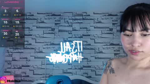 Snapshot of lady_violet_bridgerton_a chatting on December 2024 03:09:02 PM Lady Violet Bridgerton online show from December 2024 03:09:02 PM