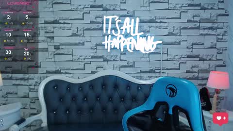 Snapshot of lady_violet_bridgerton_a chatting on January 2025 02:59:02 PM Lady Violet Bridgerton online show from January 2025 02:59:02 PM