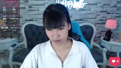 Snapshot of lady_violet_bridgerton_a chatting on February 2025 10:09:01 PM Lady Violet Bridgerton online show from February 2025 10:09:01 PM