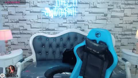 Snapshot of lady_violet_bridgerton_a chatting on February 2025 09:54:01 PM Lady Violet Bridgerton online show from February 2025 09:54:01 PM