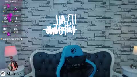 Snapshot of lady_violet_bridgerton_a chatting on February 2025 01:38:01 AM Lady Violet Bridgerton online show from February 2025 01:38:01 AM