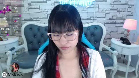 Snapshot of lady_violet_bridgerton_a chatting on March 2025 10:26:01 PM Lady Violet Bridgerton online show from March 2025 10:26:01 PM