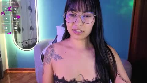 Snapshot of lady_violet_bridgerton_a chatting on October 2025 10:51:02 PM Lady Violet Bridgerton online show from October 2025 10:51:02 PM