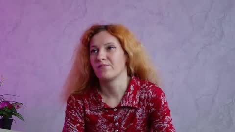 Sima Ladybigsmile online show from February 2026 01:18:02 PM