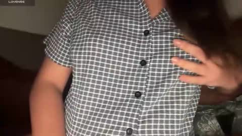 Aria online show from December 2025 04:50:02 AM