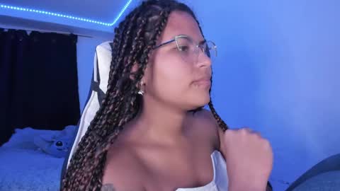 Snapshot of ladybrown_16 chatting on February 2025 07:58:02 AM Lady online show from February 2025 07:58:02 AM