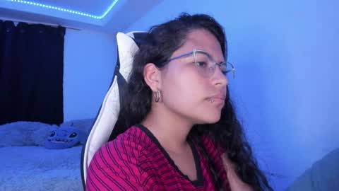 Snapshot of ladybrown_16 chatting on March 2025 07:10:01 AM Lady online show from March 2025 07:10:01 AM