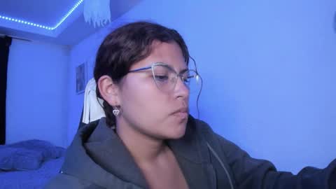 Snapshot of ladybrown_16 chatting on October 2025 02:45:02 AM Lady online show from October 2025 02:45:02 AM