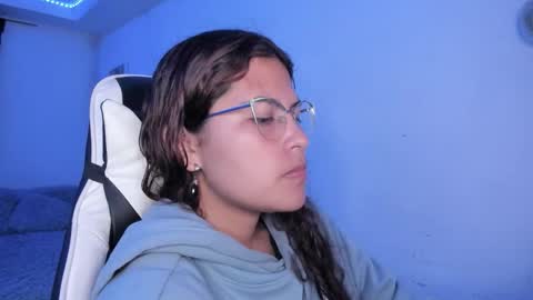 Snapshot of ladybrown_16 chatting on December 2025 03:12:02 AM Lady online show from December 2025 03:12:02 AM