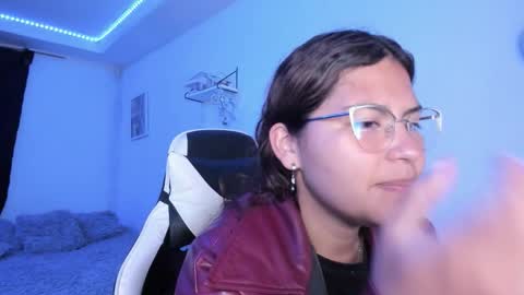  Lady  online show from December 2025 03:56:01 AM