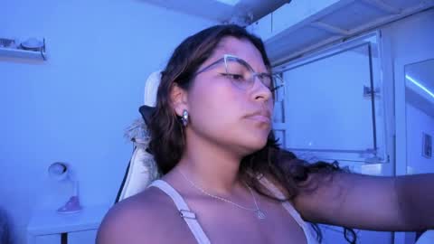Snapshot of ladybrown_16 chatting on June 2026 12:35:02 AM Lady online show from June 2026 12:35:02 AM