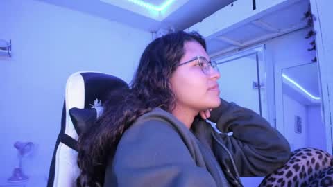 Snapshot of ladybrown_16 chatting on June 2026 03:43:02 AM Lady online show from June 2026 03:43:02 AM