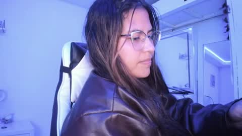 Snapshot of ladybrown_16 chatting on July 2026 06:47:02 AM Lady online show from July 2026 06:47:02 AM