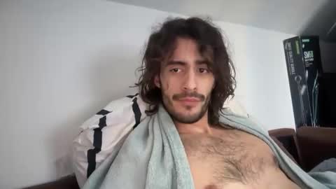 Snapshot of ladycan_tfeeling chatting on November 2025 08:14:01 AM ladycan_tfeeling online show from November 2025 08:14:01 AM