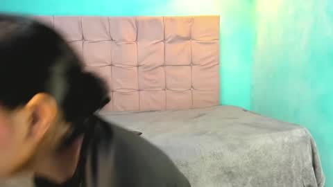 Katalina y adrian online show from January 2025 12:43:02 AM