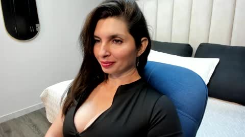 Snapshot of ladydanna chatting on April 2026 12:08:01 AM Danna................. online show from April 2026 12:08:01 AM