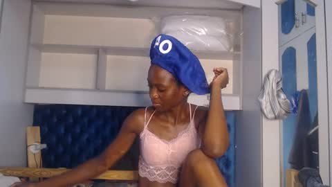 Snapshot of ladydiva69 chatting on February 2025 02:16:02 PM ladydiva69 online show from February 2025 02:16:02 PM