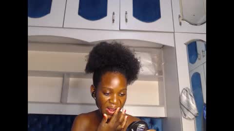 Snapshot of ladydiva69 chatting on February 2025 11:46:01 AM ladydiva69 online show from February 2025 11:46:01 AM