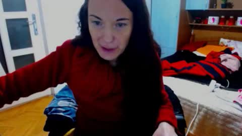 LadyLHoty online show from November 2025 05:08:01 PM