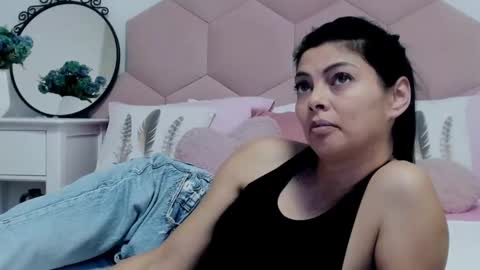 Lia online show from January 2025 07:39:02 AM