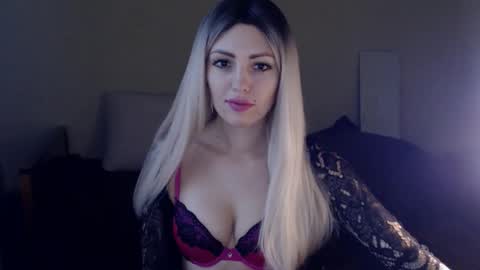 Monika online show from January 2025 12:16:02 PM