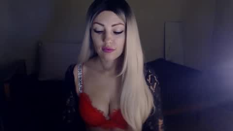 Monika online show from January 2025 02:12:02 PM