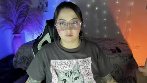 Lady  online show from May 2026 05:56:01 AM
