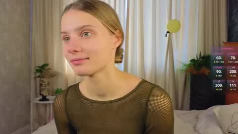 Lilia online show from October 2025 06:46:02 AM