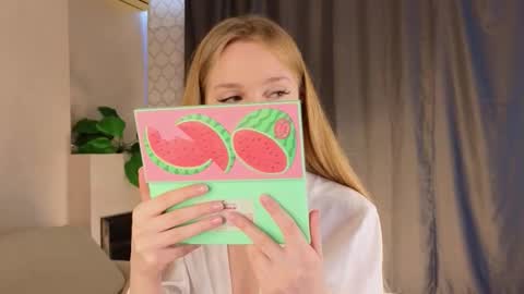 Lilia online show from November 2025 06:36:02 AM