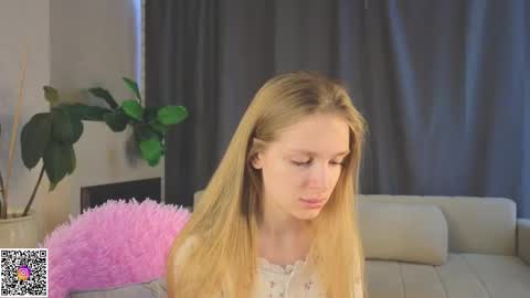 Snapshot of lafeti chatting on February 2026 06:12:01 AM Lilia online show from February 2026 06:12:01 AM