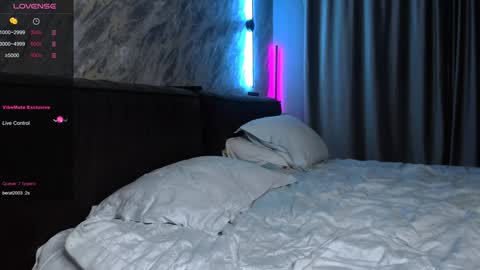 Snapshot of laflamebella chatting on February 2025 08:02:02 PM Bella online show from February 2025 08:02:02 PM